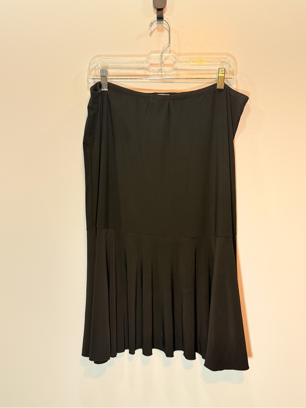 Carol Rose Black Midi Skirt with Flared Hem